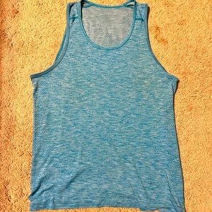 Lululemon men’s Medium blue tank top